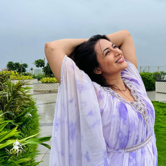Barso Re Megha Megha: Divyanka Tripathi’s tie-dye kaftan looks ‘purply-perfect’ for Monsoons