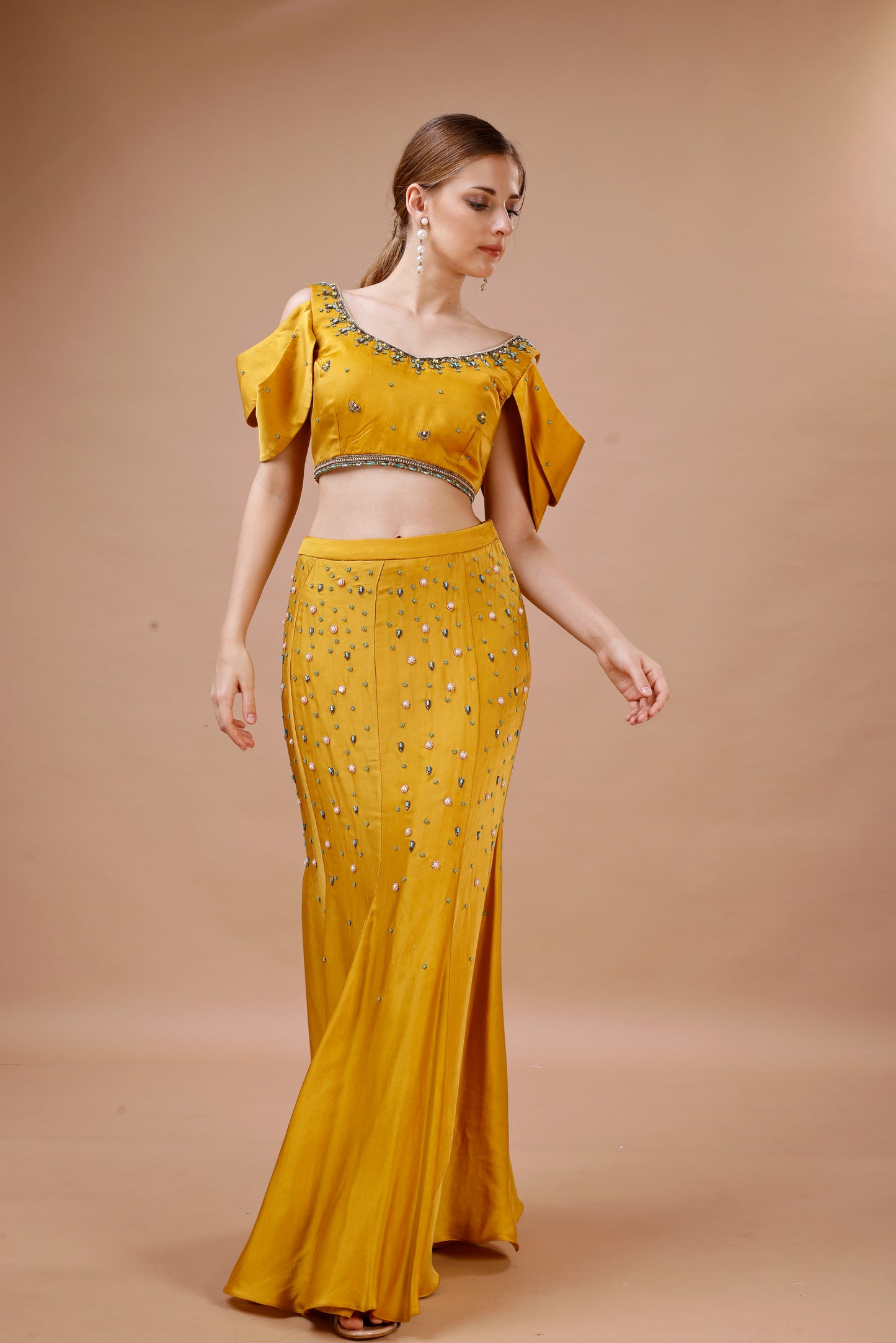 YELLOW FLARED SKIRT WITH LAYERED SLEEVE
