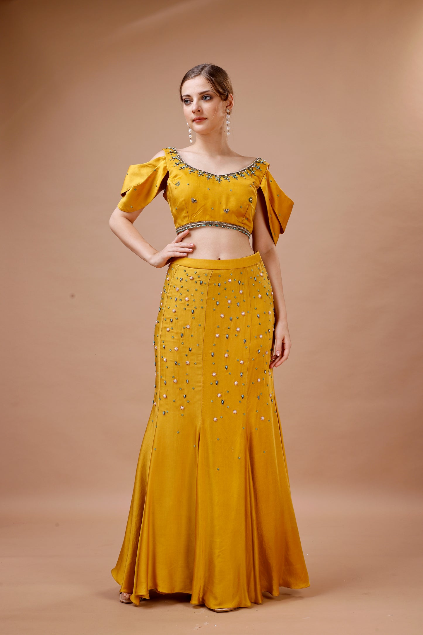 YELLOW FLARED SKIRT WITH LAYERED SLEEVE