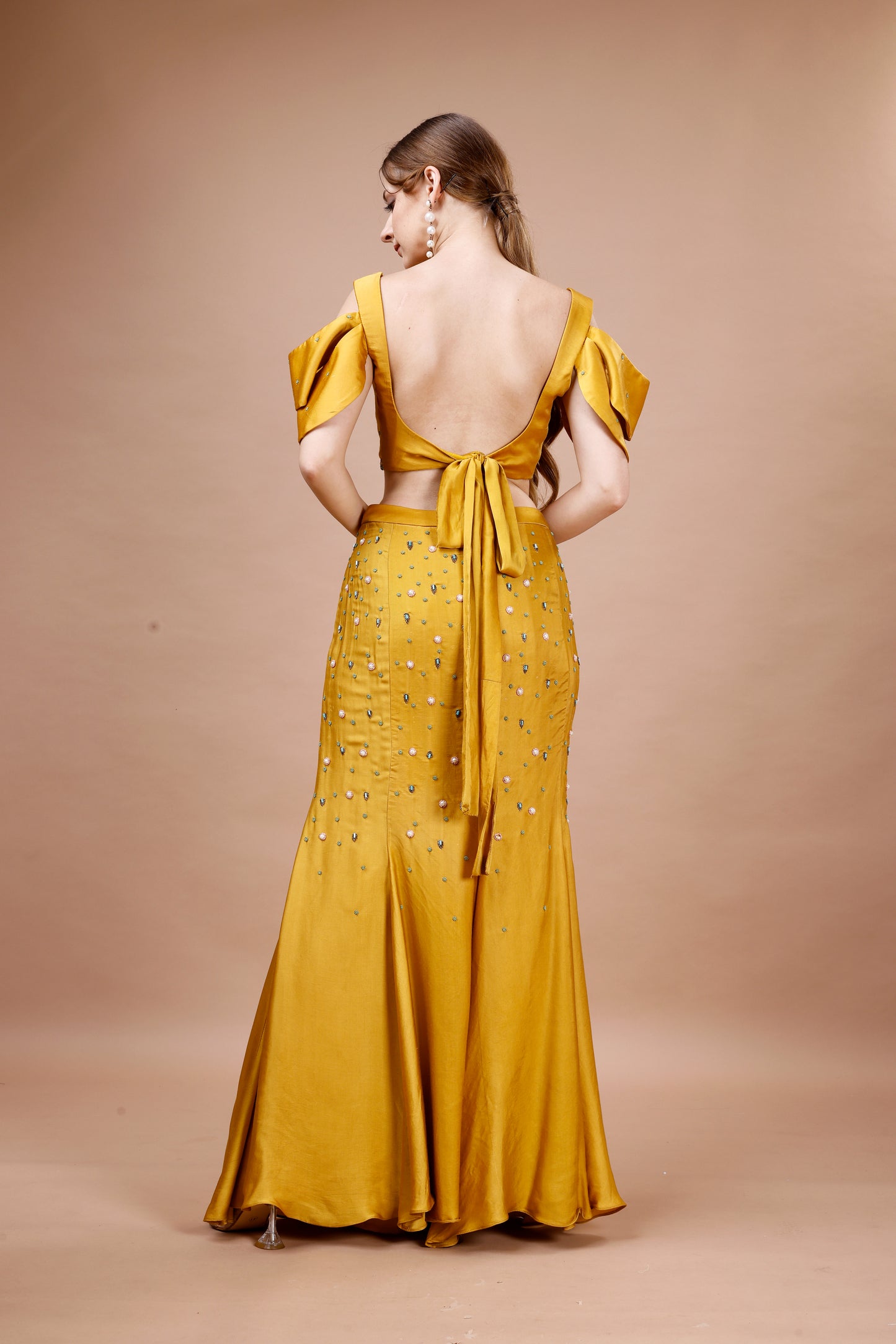 YELLOW FLARED SKIRT WITH LAYERED SLEEVE