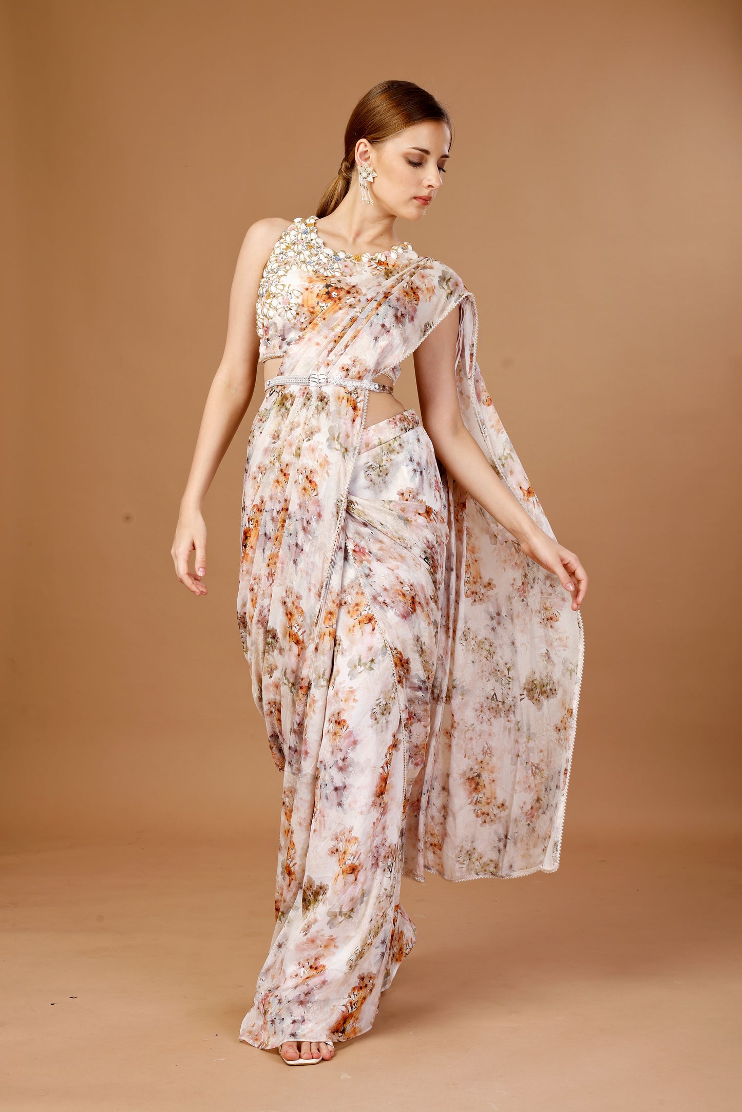 FLORAL PRINTED PRE DRAPE SAREE