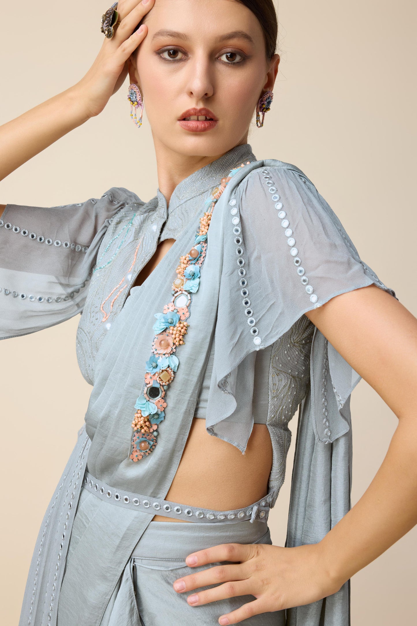 INDO WESTERN SAREE LOOK.