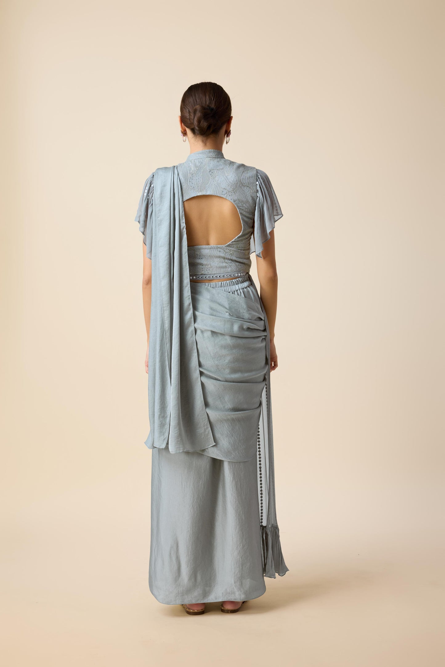 INDO WESTERN SAREE LOOK.