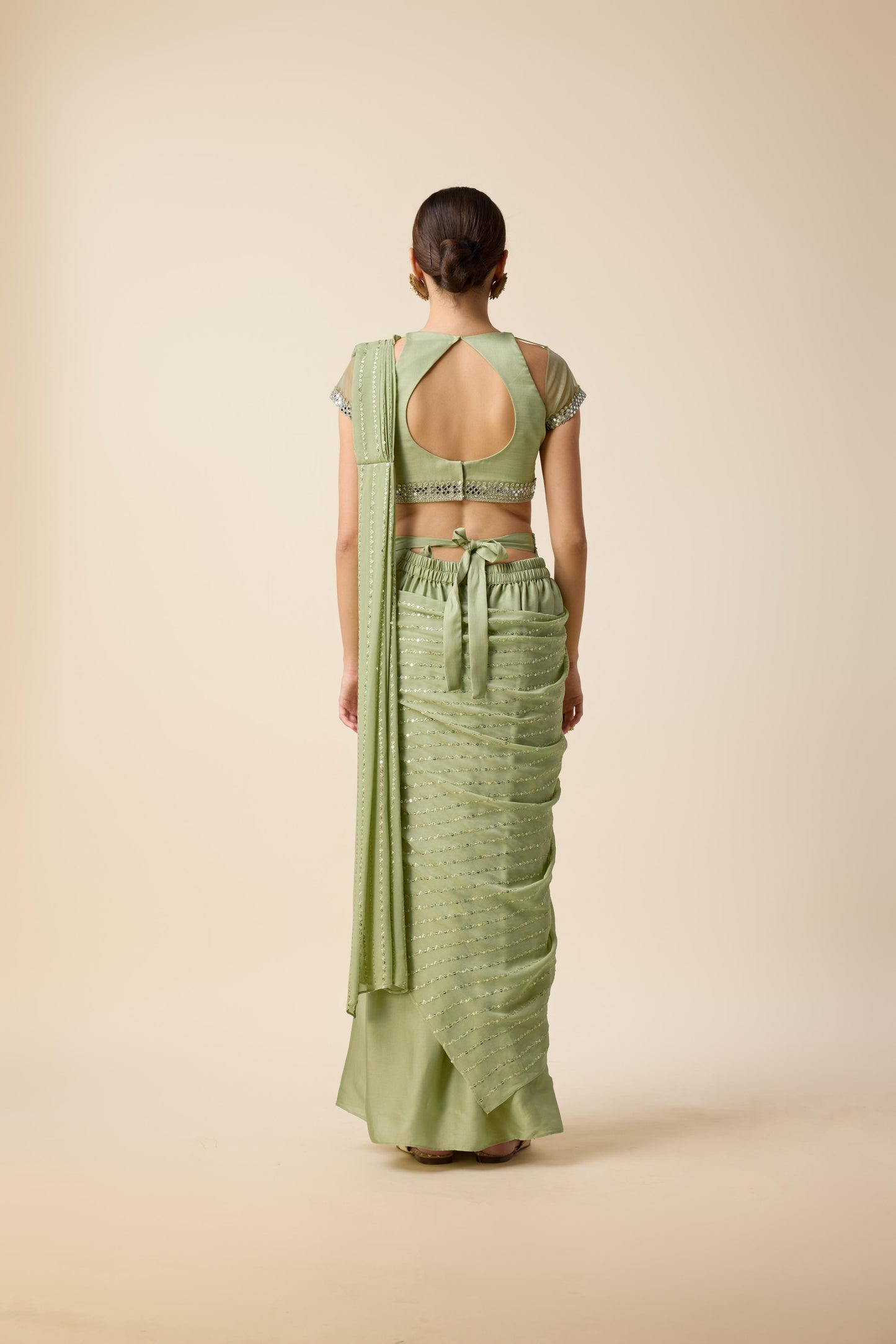READY SAREE WITH SELF PALLU WORK AND A BELT