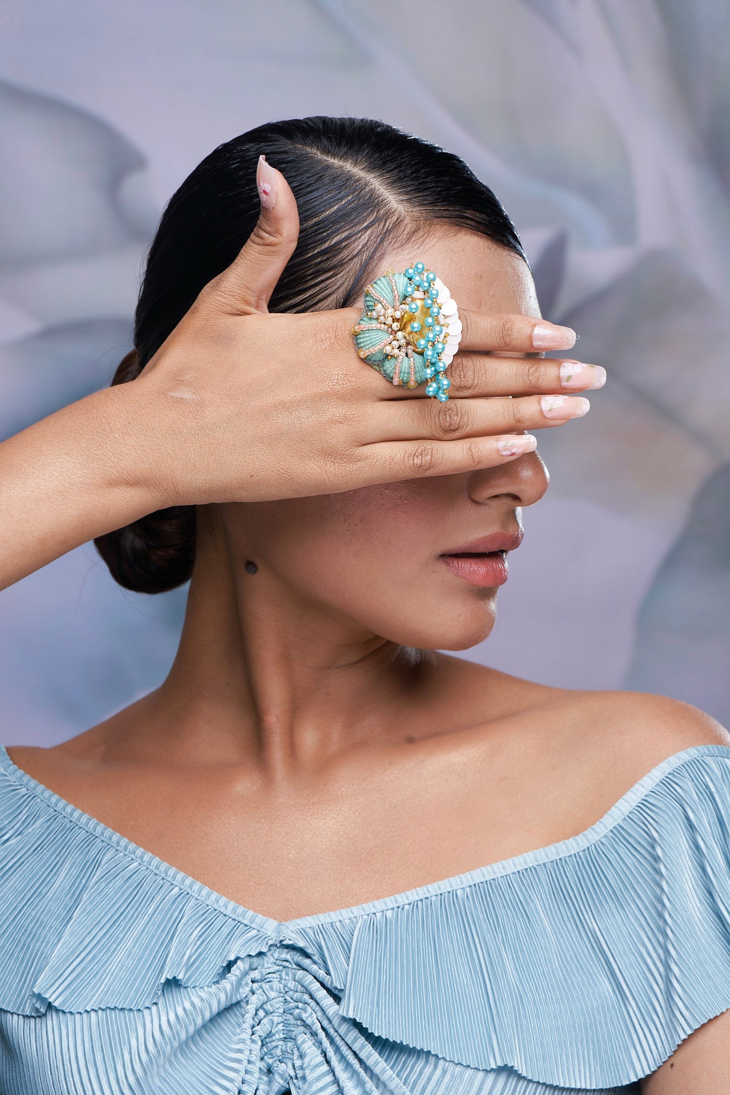 RING IN STONE AND SHELL