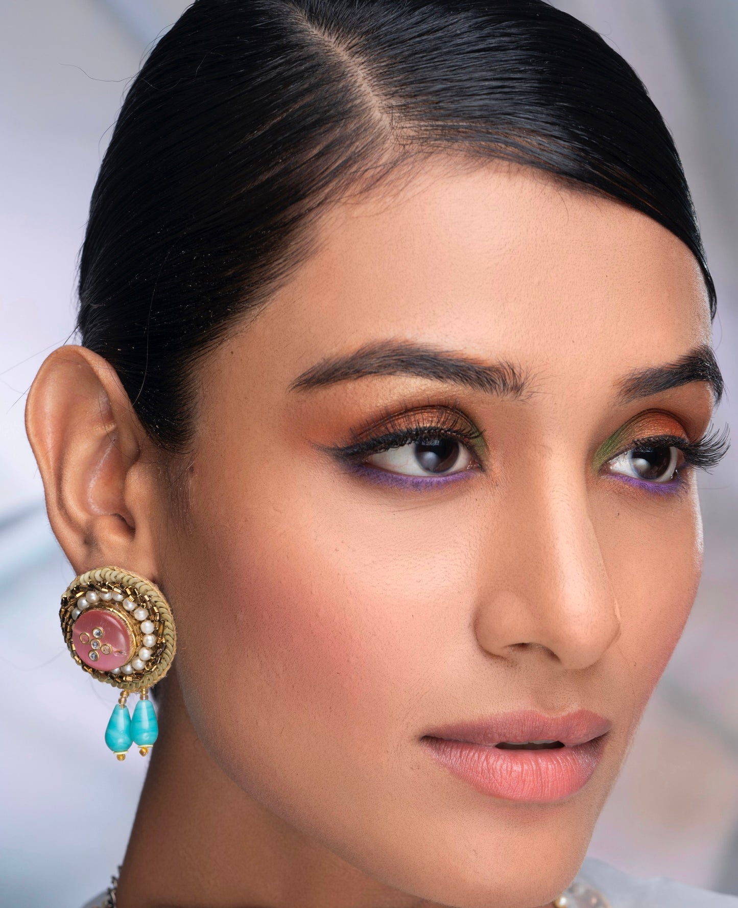 PAIR OF EARRING WITH PEARL