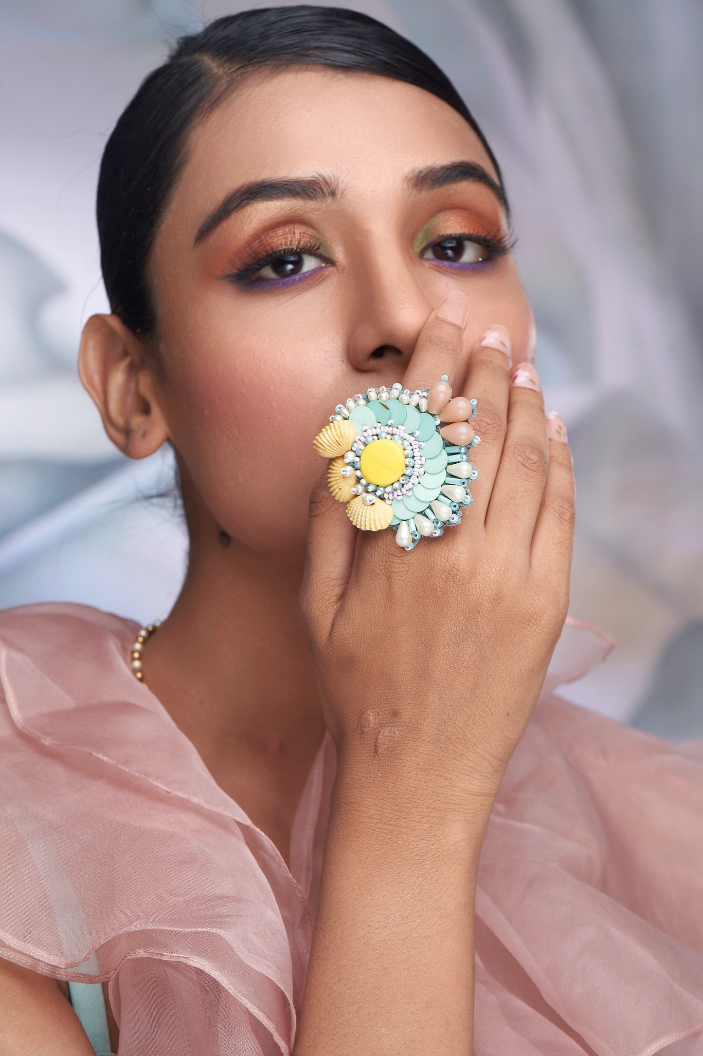 RING IN MULTICOLOR