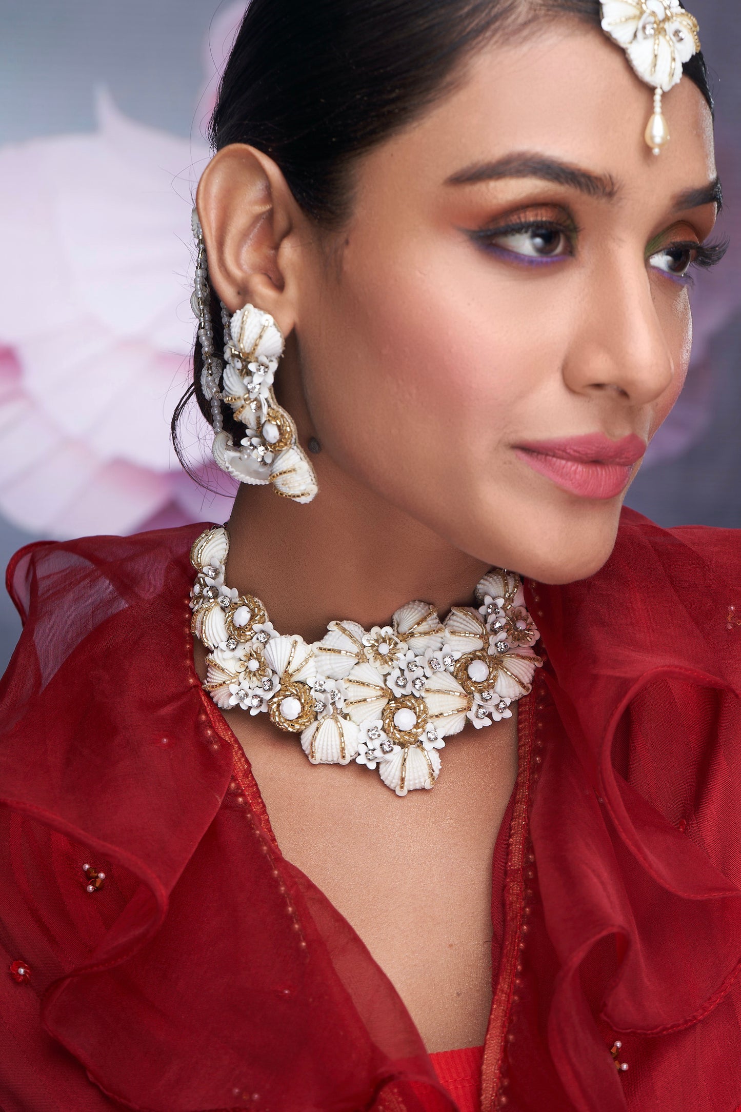 NECKLACE SET IN OFF WHITE SHELLS