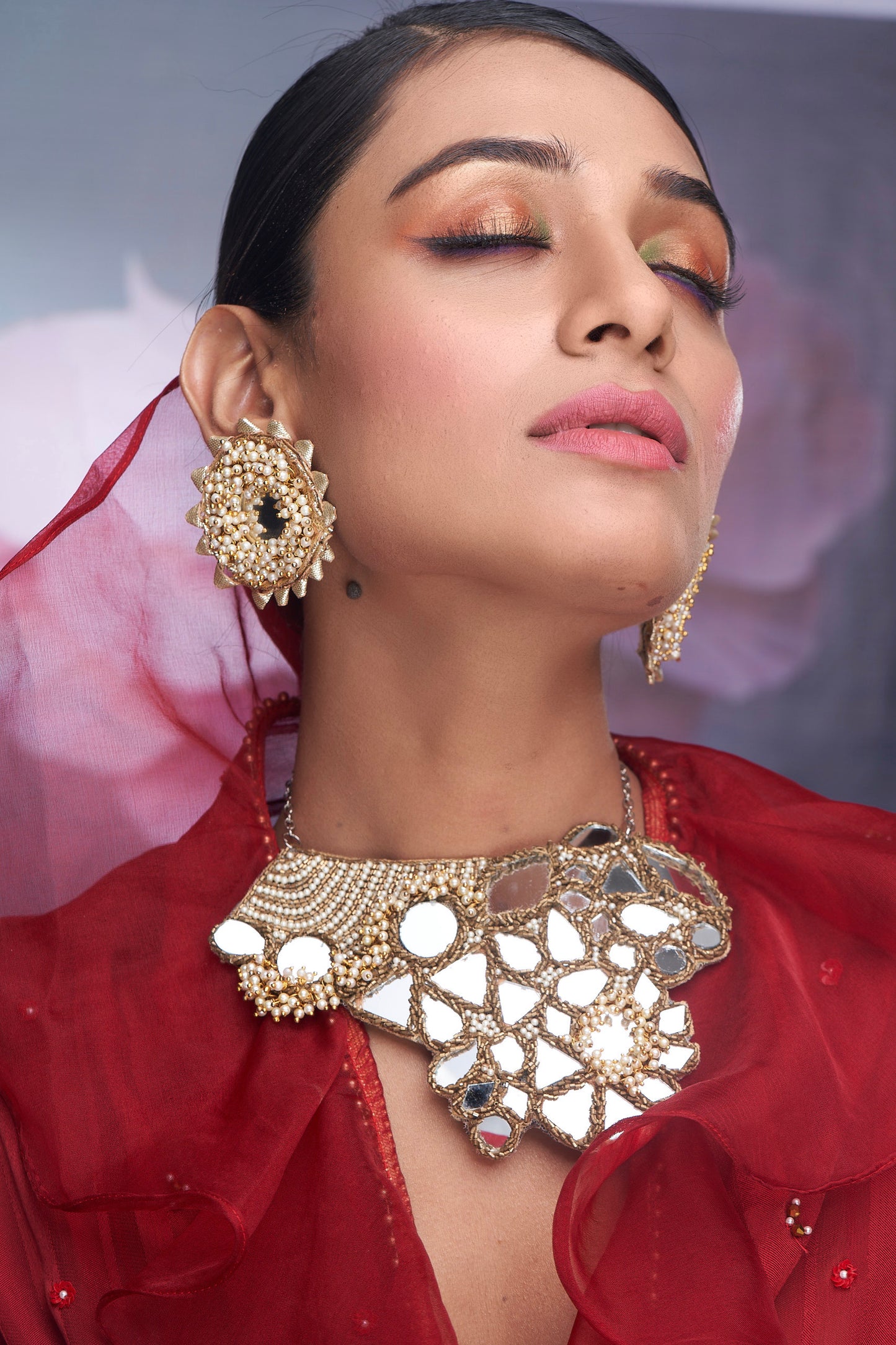 NECKLACE SET OF GOLD