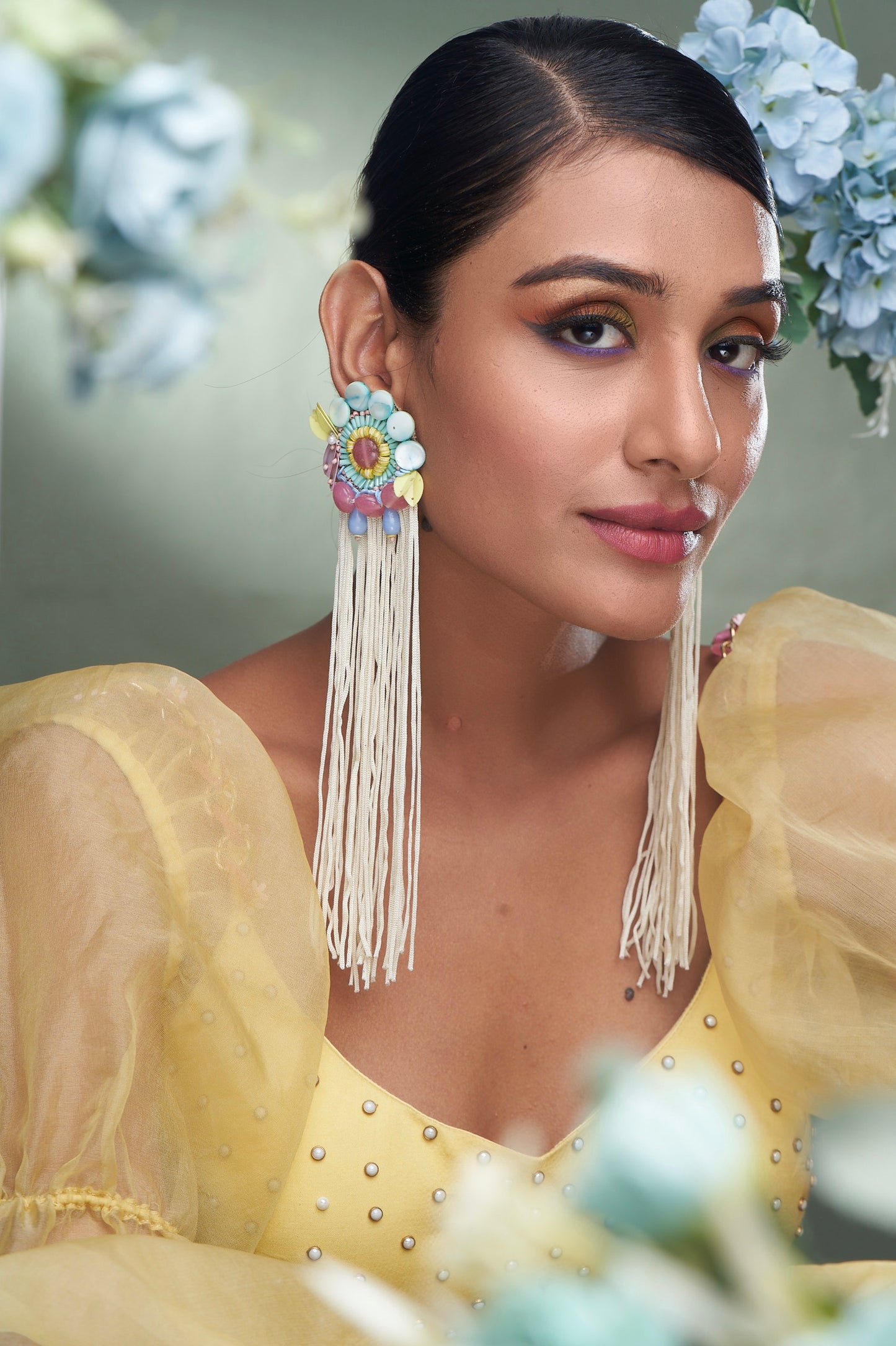 PAIR OF EARRINGS WITH FRINGLES