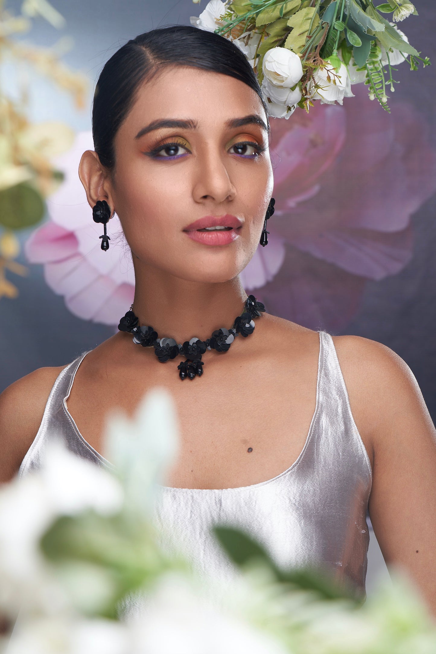 NECKLACE SET IN BLACK