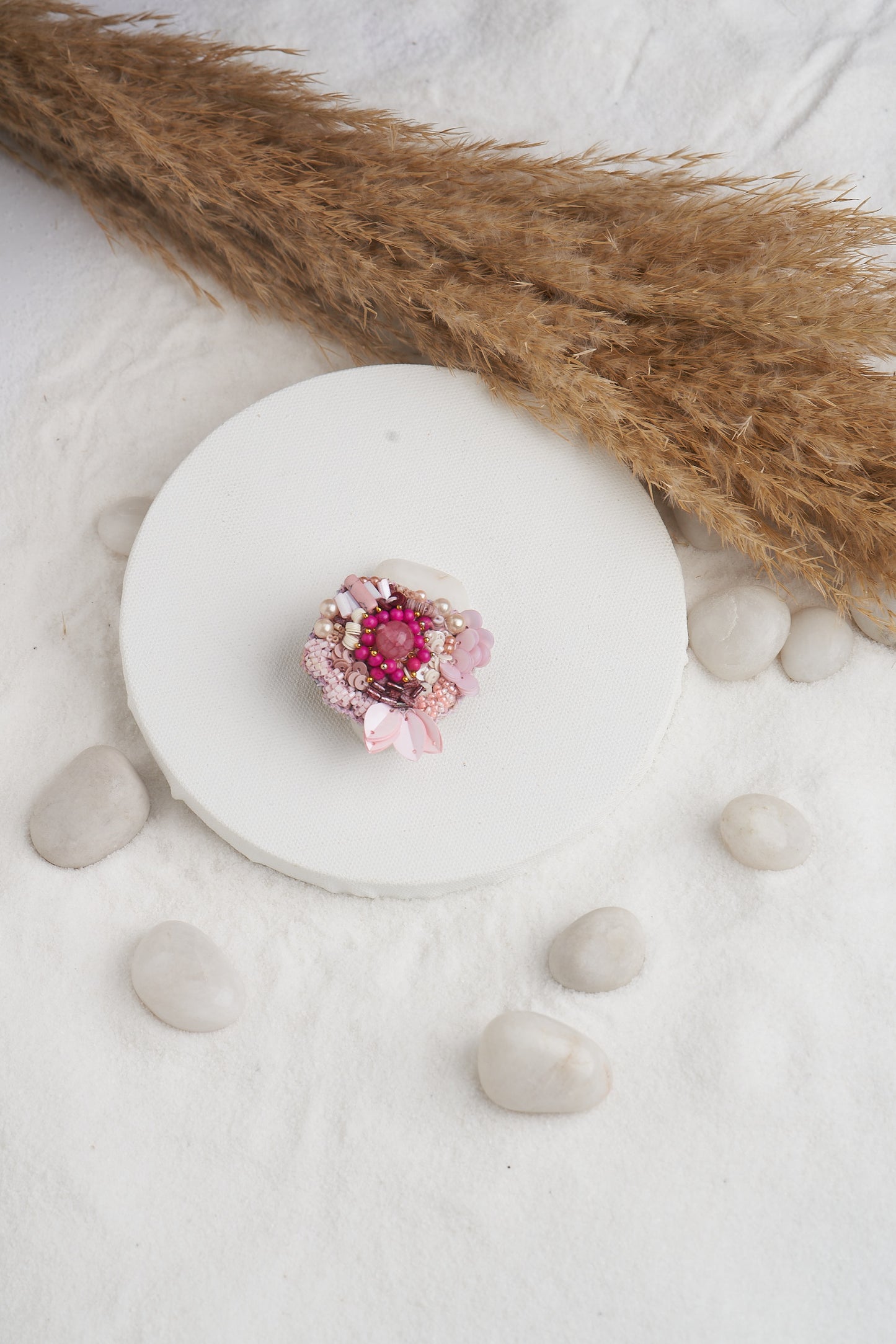 RING IN FUSCHIA