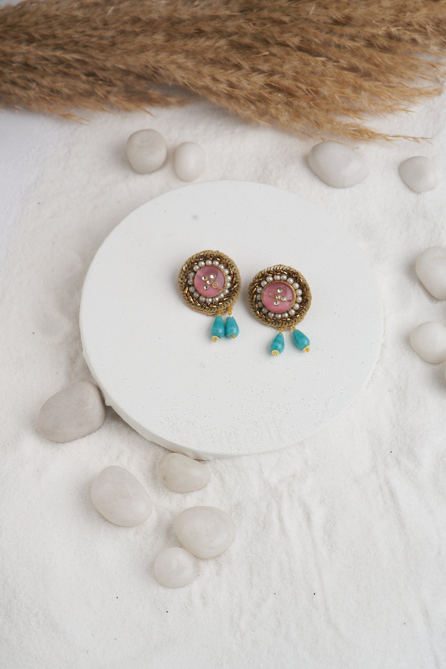 CHOKER SET IN MULTI COLOUR STONE