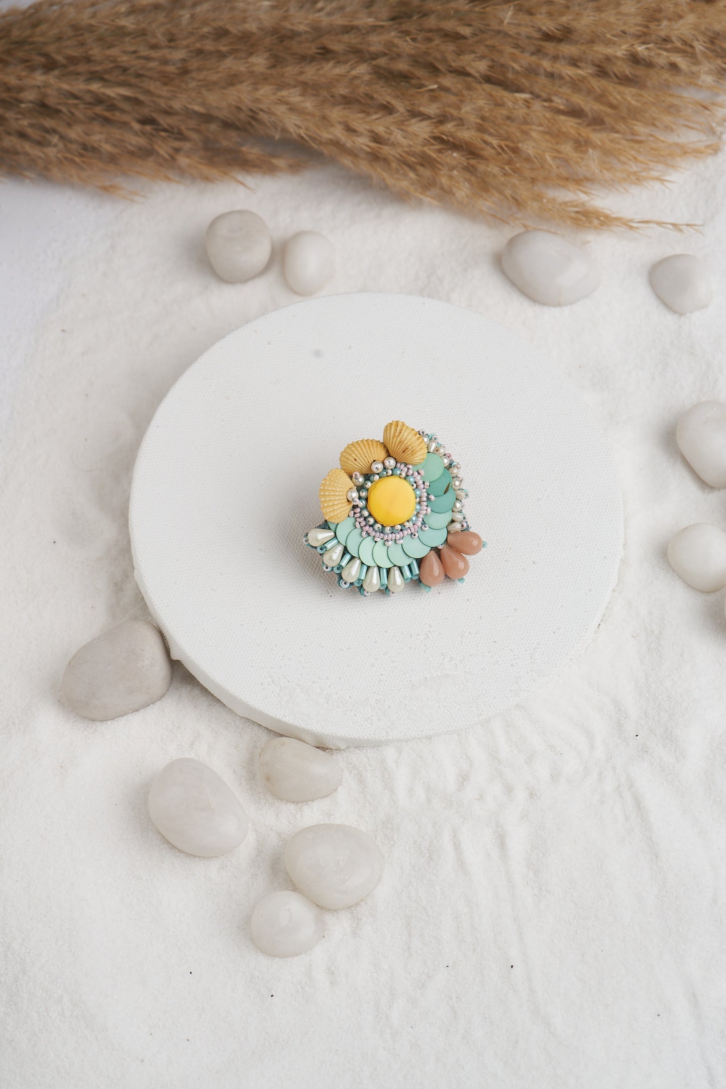 RING IN MULTICOLOR