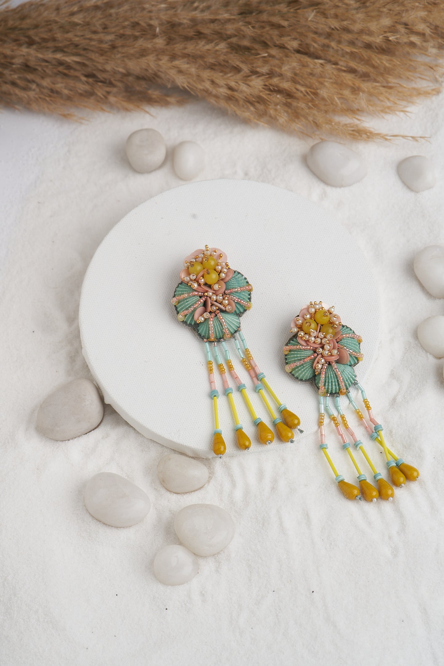 CHOKER SET IN MULTI COLOUR STONE