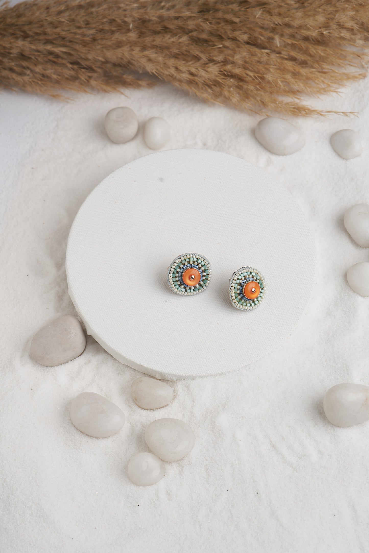 CHOKER SET IN MULTI COLOUR STONE